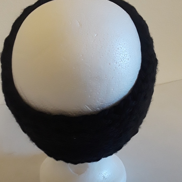 knitted earwarmer (black) - Picture 2 of 2